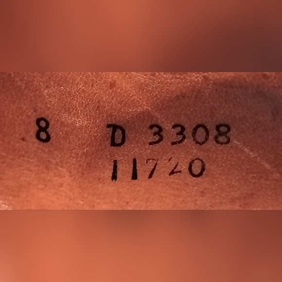 ALLEN EDMONDS "Clifton" Cap Toe Brogue Dress Shoes 3308 Men's Size 8 D - Picture 12 of 12